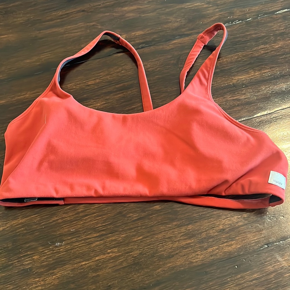 Vuori sports bra, burgundy